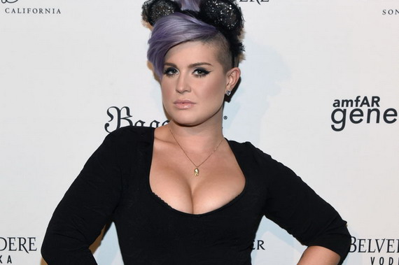 Kelly Osbourne Cleavage at a Gala and other Hot Links